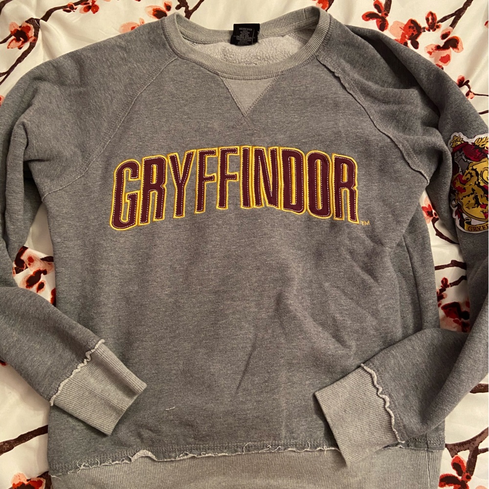 Gryffindor Grey sweatshirt